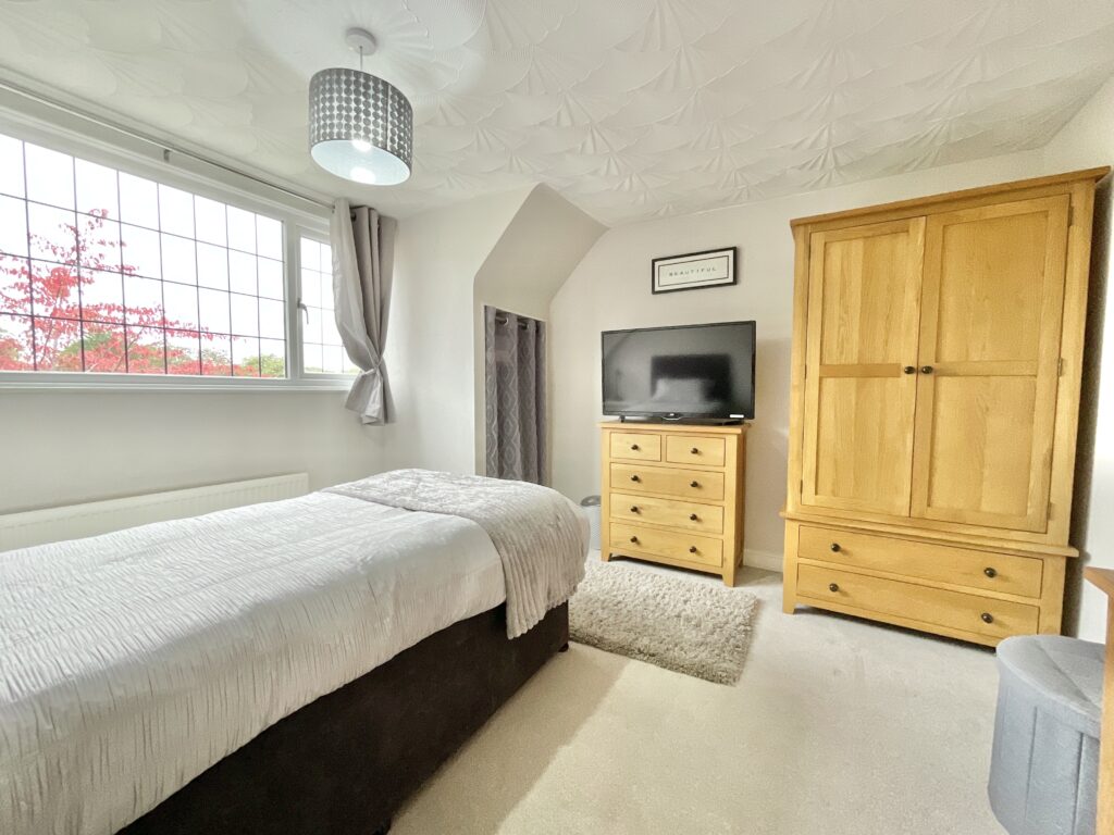 Highlows Lane, Yarnfield, ST15