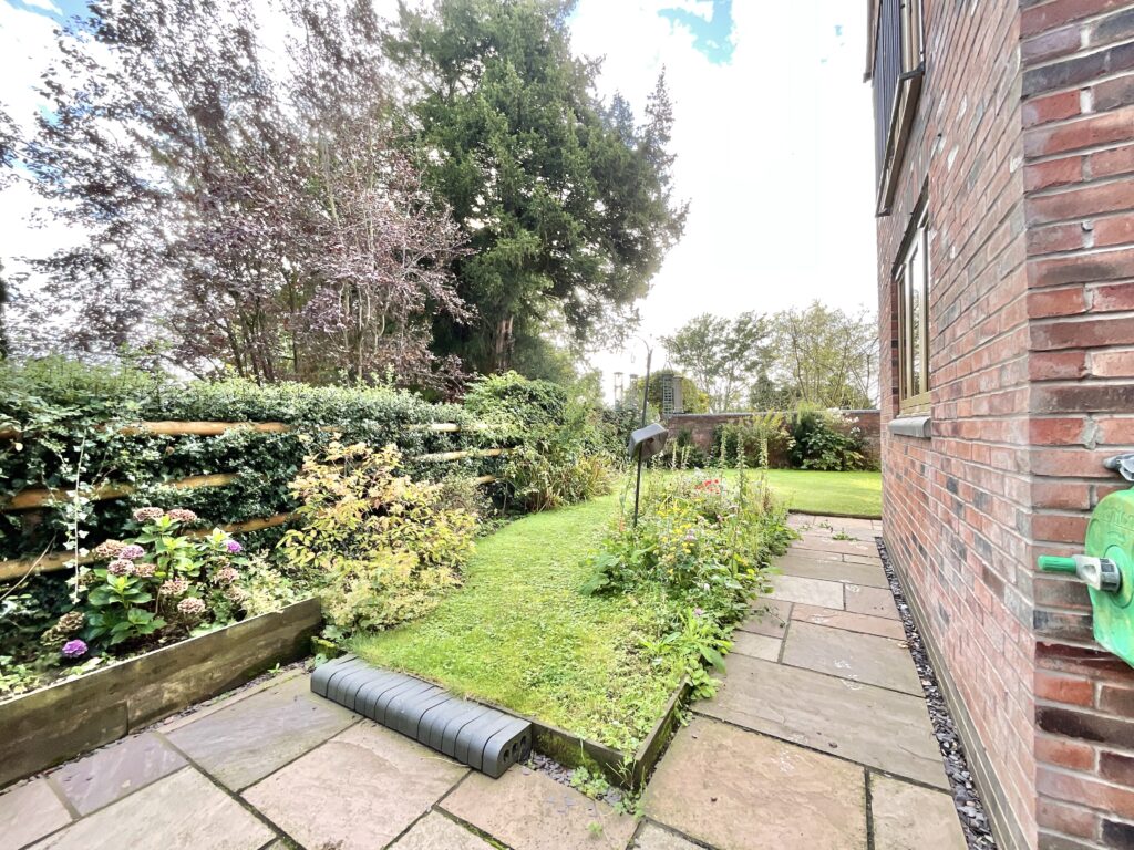High Street, Cheswardine, TF9