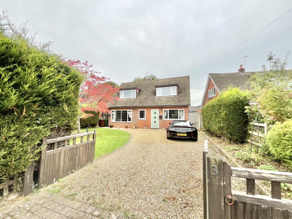 Highlows Lane, Yarnfield, ST15