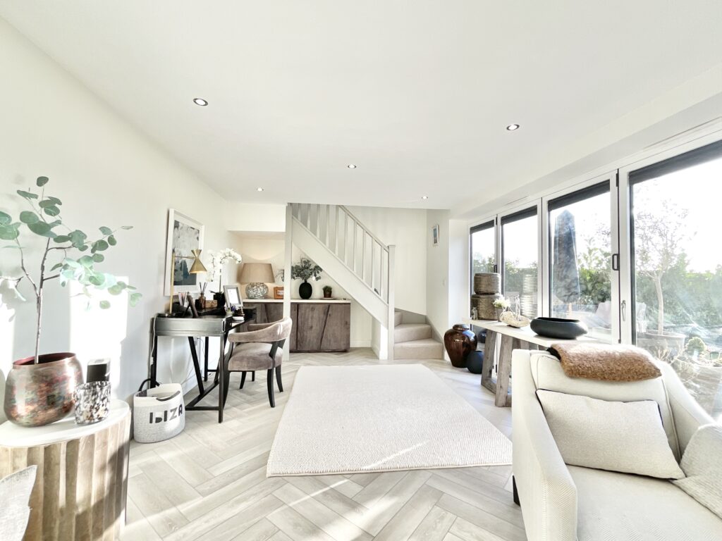 Stafford Road, Woodseaves, ST20