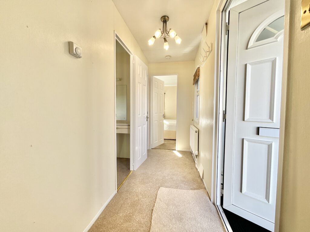 Yarnfield, Stone, ST15