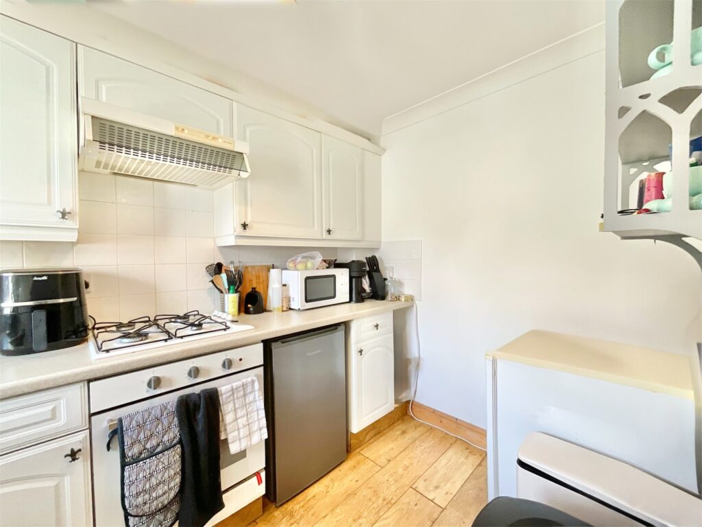 Chestnut Grove, Stone, ST15