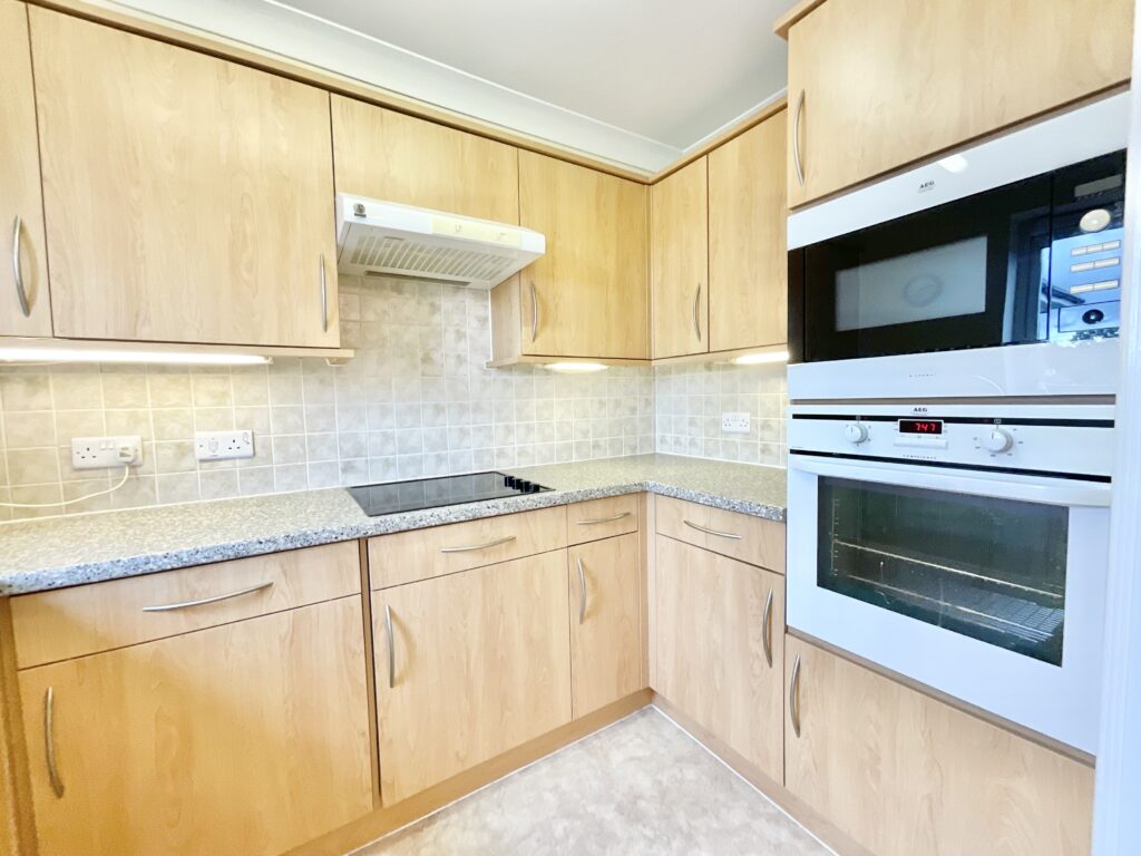 Crown Street, Stone, ST15