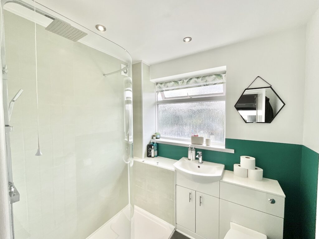 Caldervale Drive, Stafford, ST17