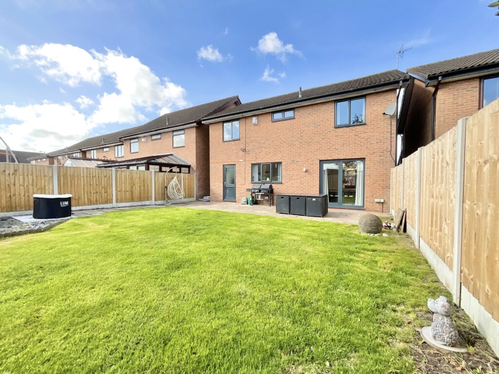 Elmstead Crescent, Crewe, CW1