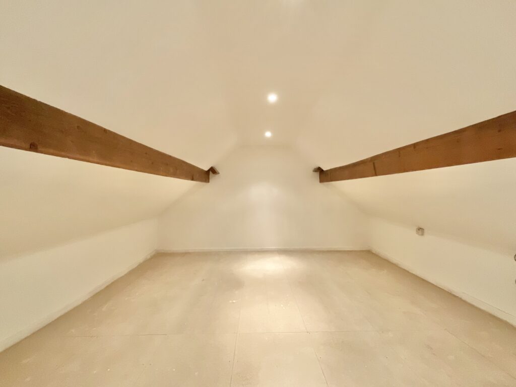 Main Road, Shavington, CW2