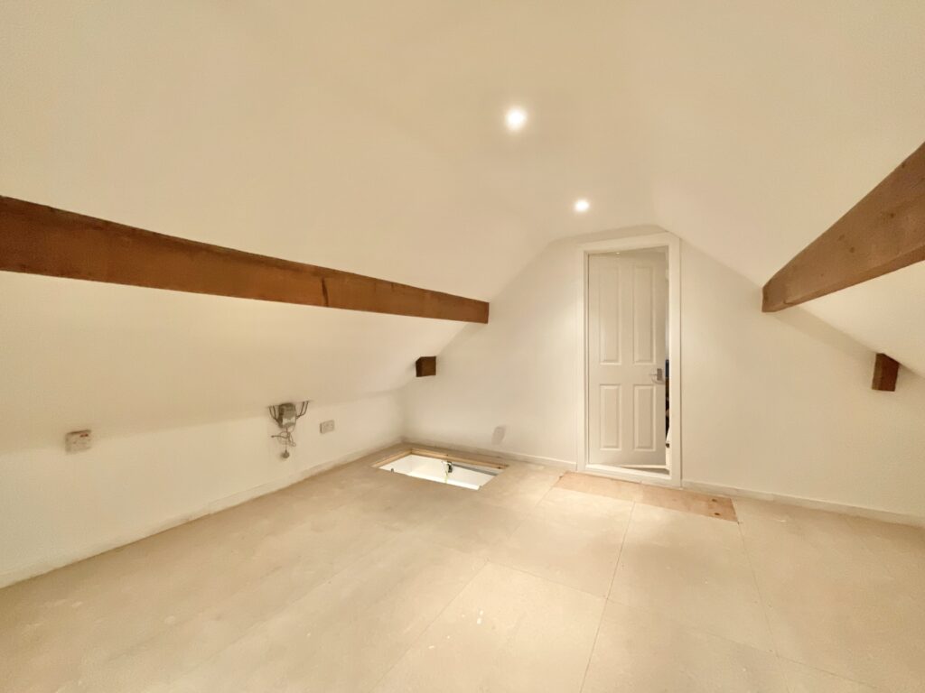 Main Road, Shavington, CW2