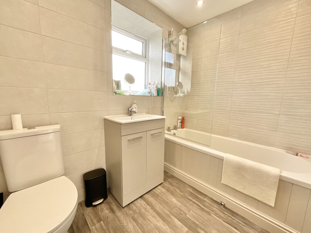 Woodford Close, Crewe, CW2