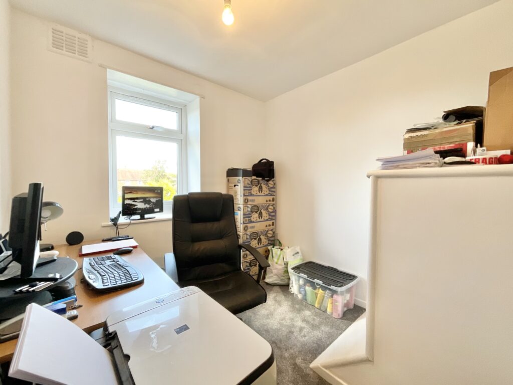 Woodford Close, Crewe, CW2