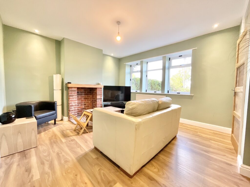 Woodford Close, Crewe, CW2
