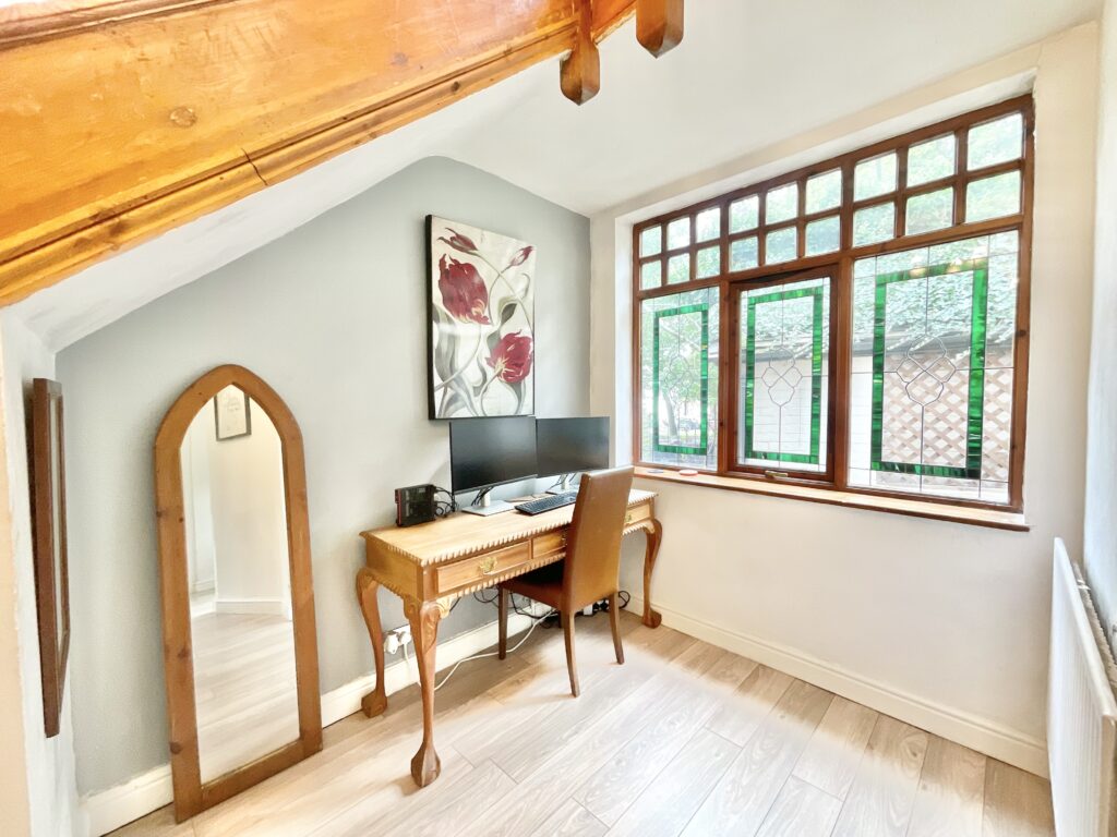 The Avenue, Newcastle, ST5