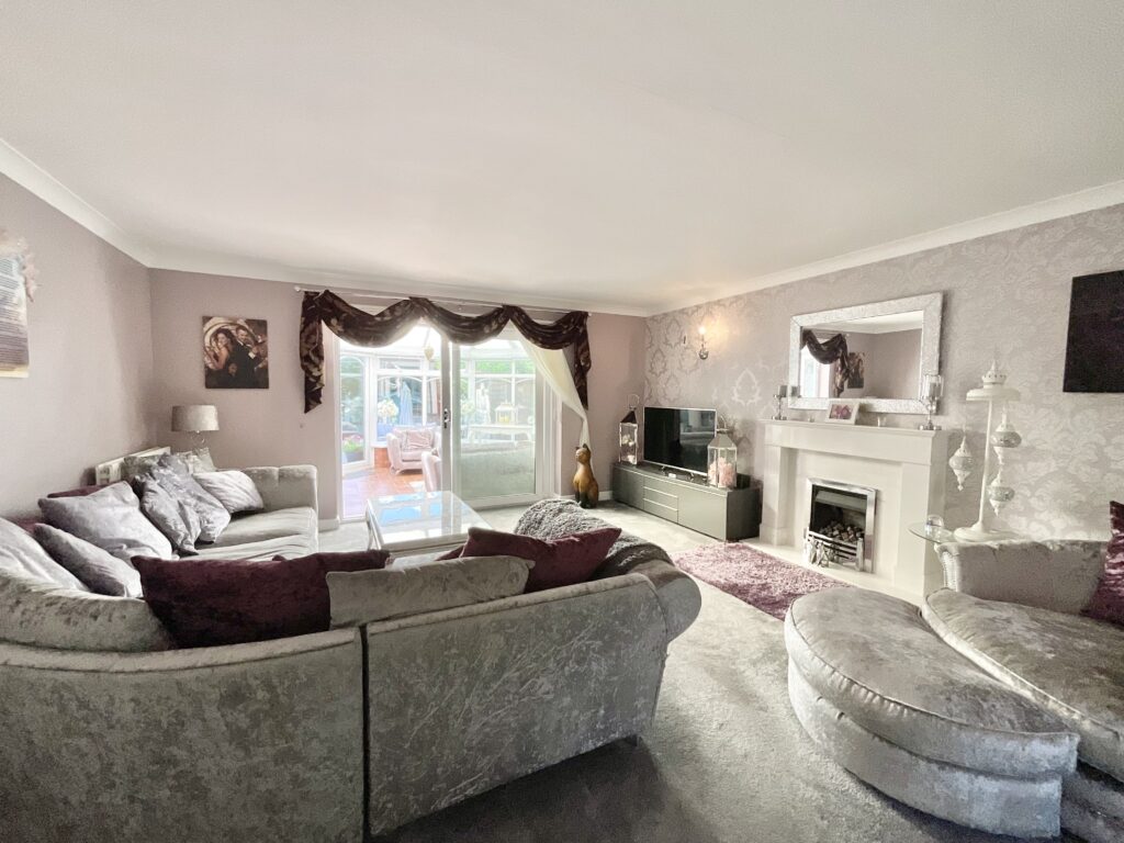Top Road, Acton Trussell, ST17