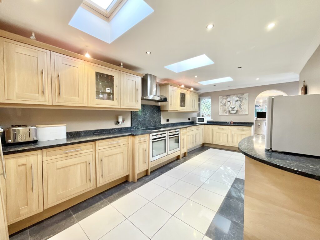 Top Road, Acton Trussell, ST17