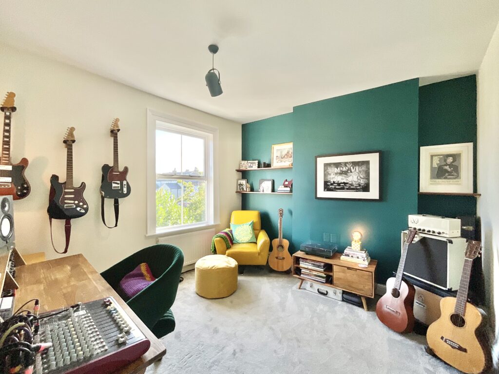 Meaford Avenue, Stone, ST15