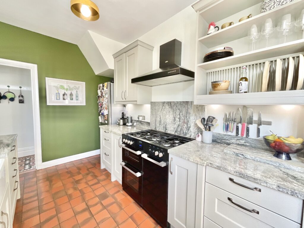 Meaford Avenue, Stone, ST15