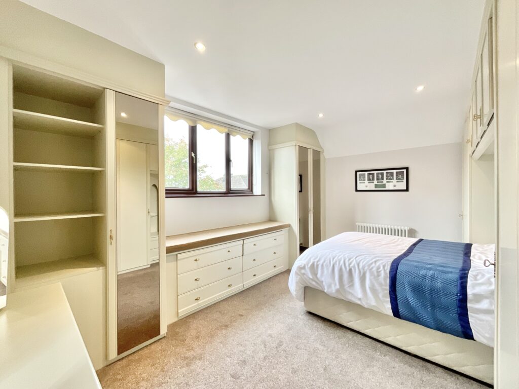 Barnes Croft, Hilderstone, ST15