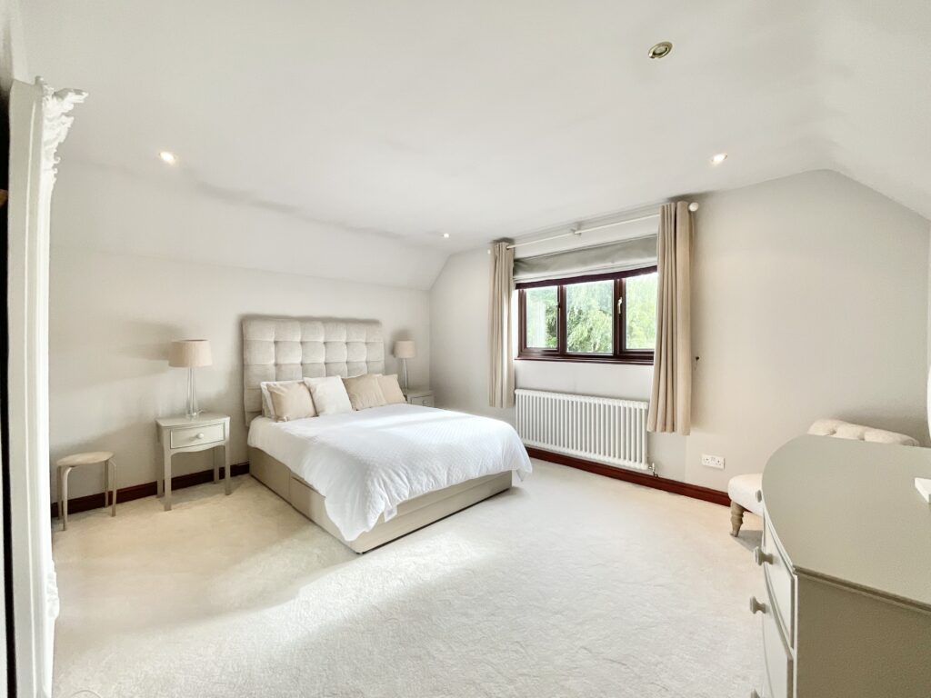 Barnes Croft, Hilderstone, ST15