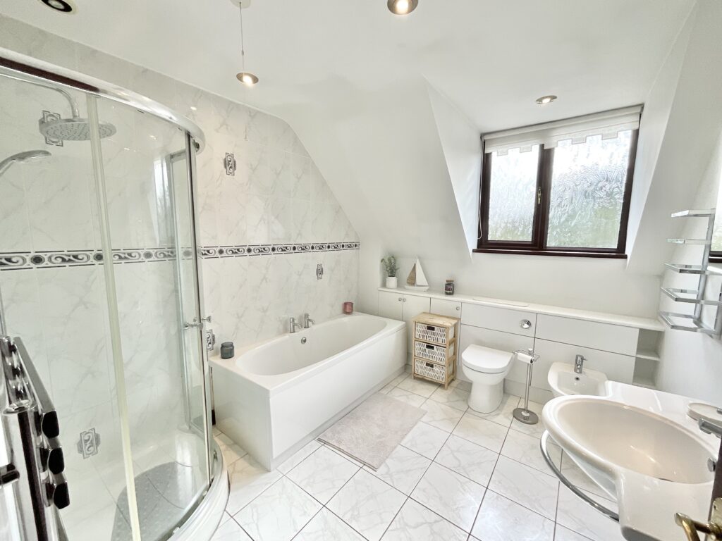 Barnes Croft, Hilderstone, ST15