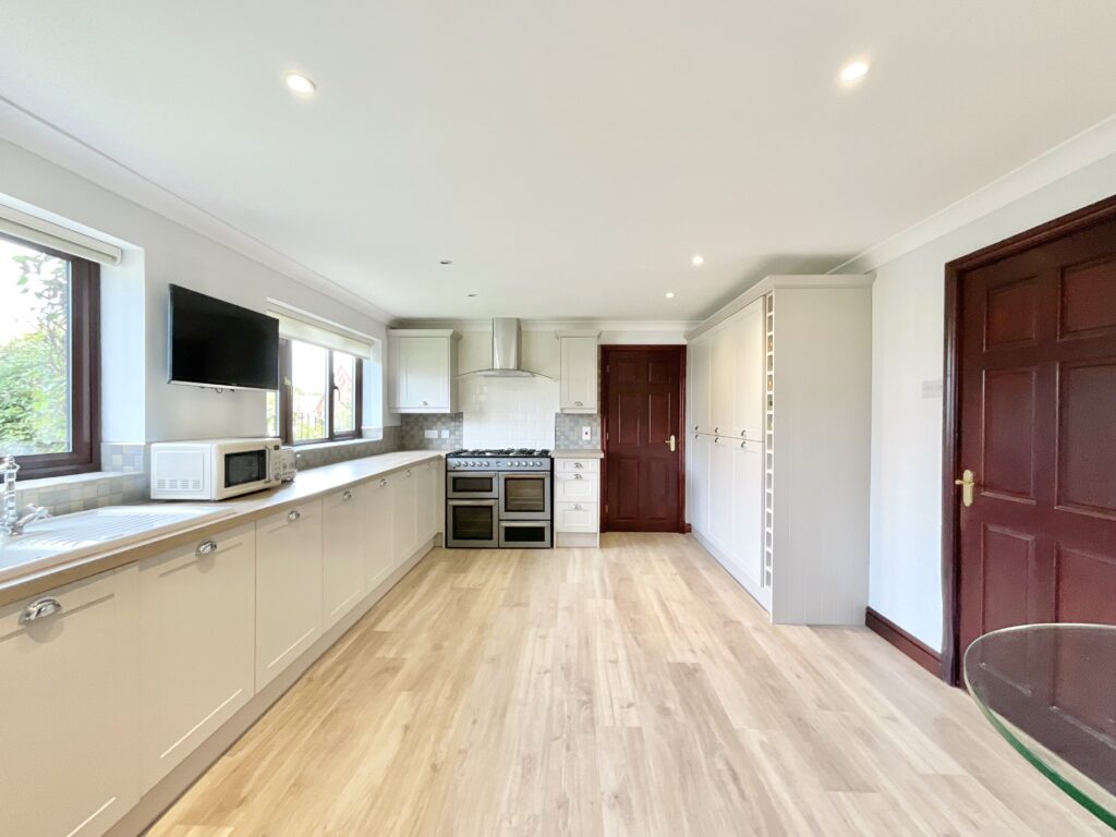 Barnes Croft, Hilderstone, ST15