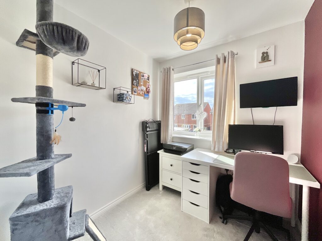 Burbank Burrow, Stafford, ST16