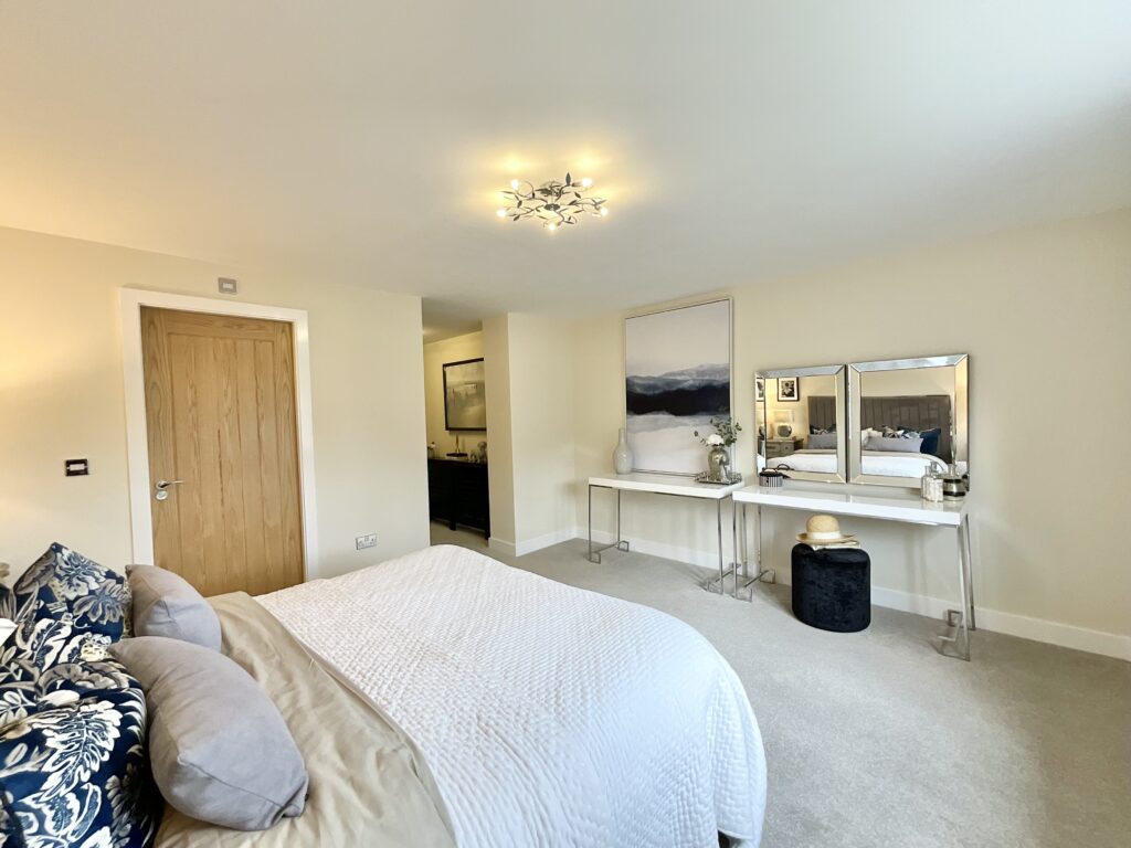 14 Meadowside View, Alton, Stoke-on-Trent, ST10 4FL