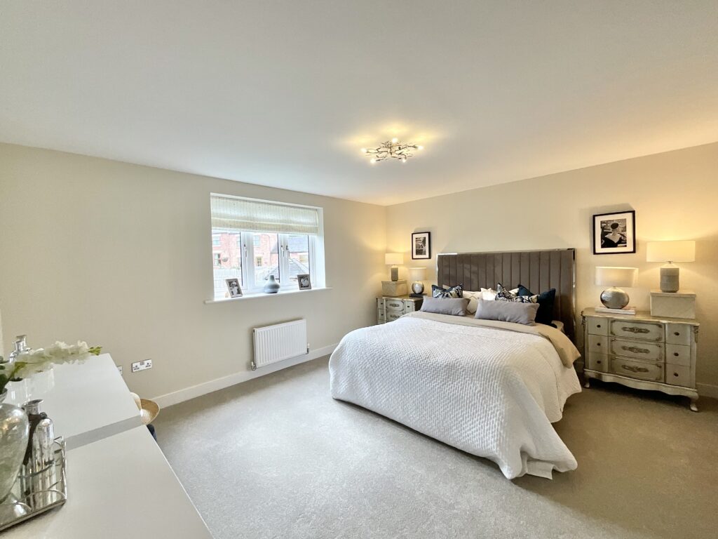 14 Meadowside View, Alton, Stoke-on-Trent, ST10 4FL