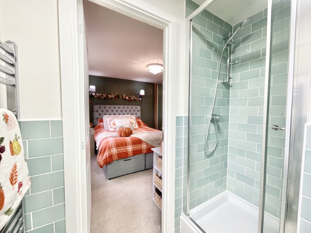 Harris View, Stone, ST15