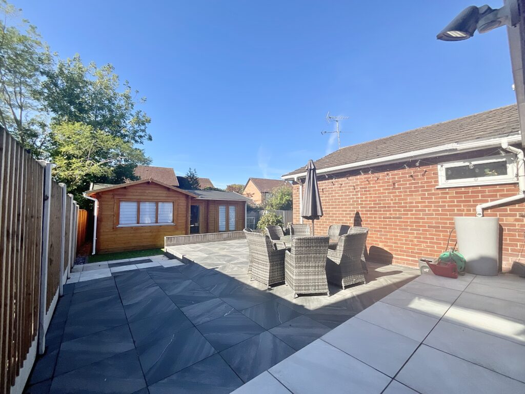 Newtons Crescent, Winterley, CW11