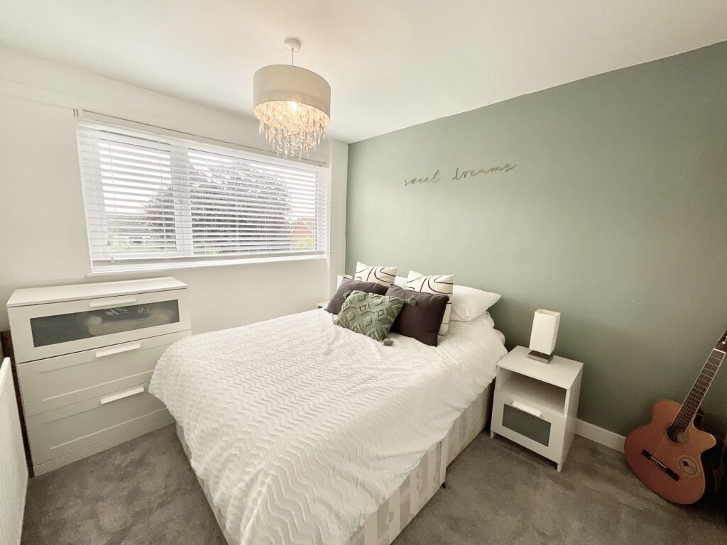 Lawnsfield Walk, Stafford, ST16