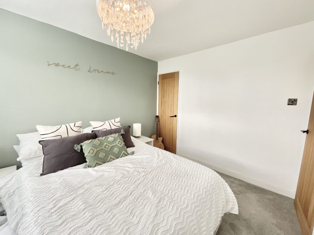 Lawnsfield Walk, Stafford, ST16