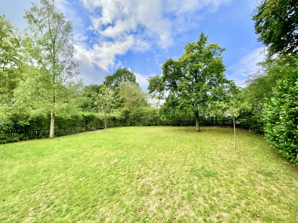 Shugborough, White Barn Farm, ST17
