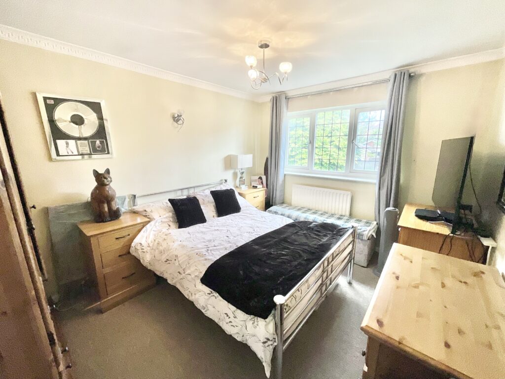 Star & Garter Road, Lightwood, ST3