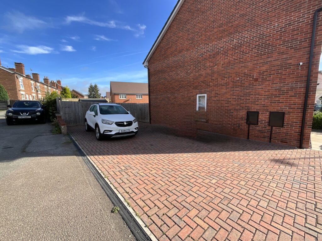 Queen Street, Cheadle, ST10