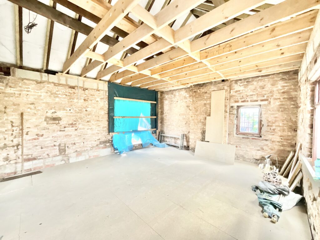 Uttoxeter Road, Blythe Bridge, ST11