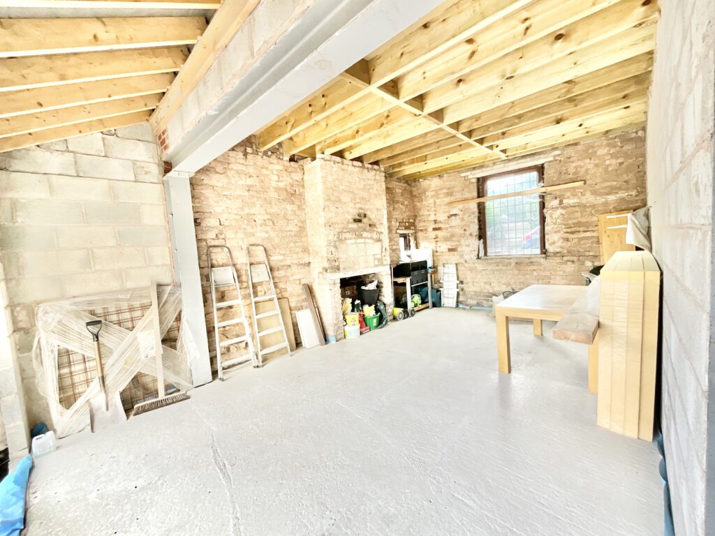 Uttoxeter Road, Blythe Bridge, ST11