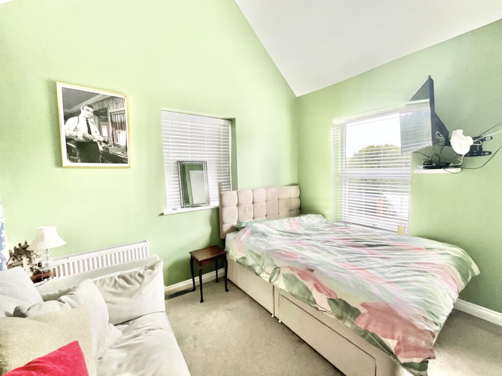 Uttoxeter Road, Blythe Bridge, ST11
