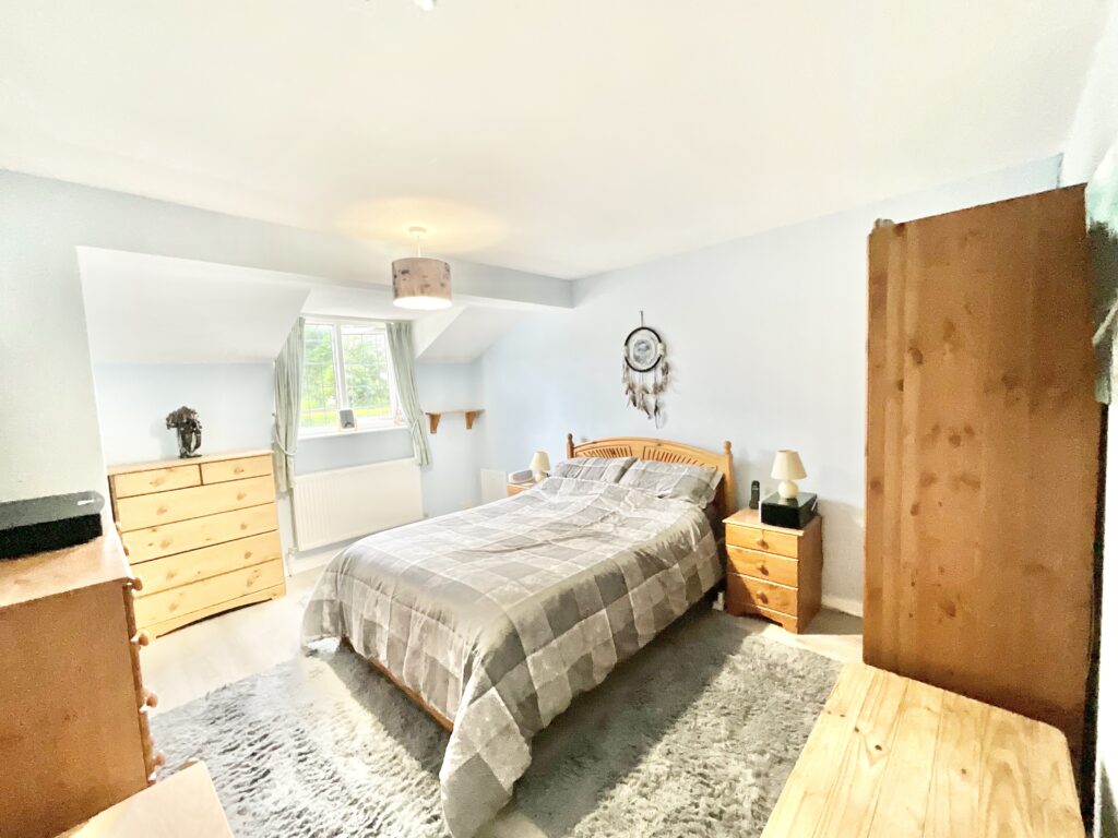 Cheadle Road, Tean, ST10