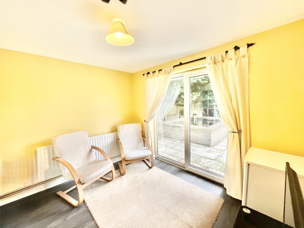 Cheadle Road, Tean, ST10