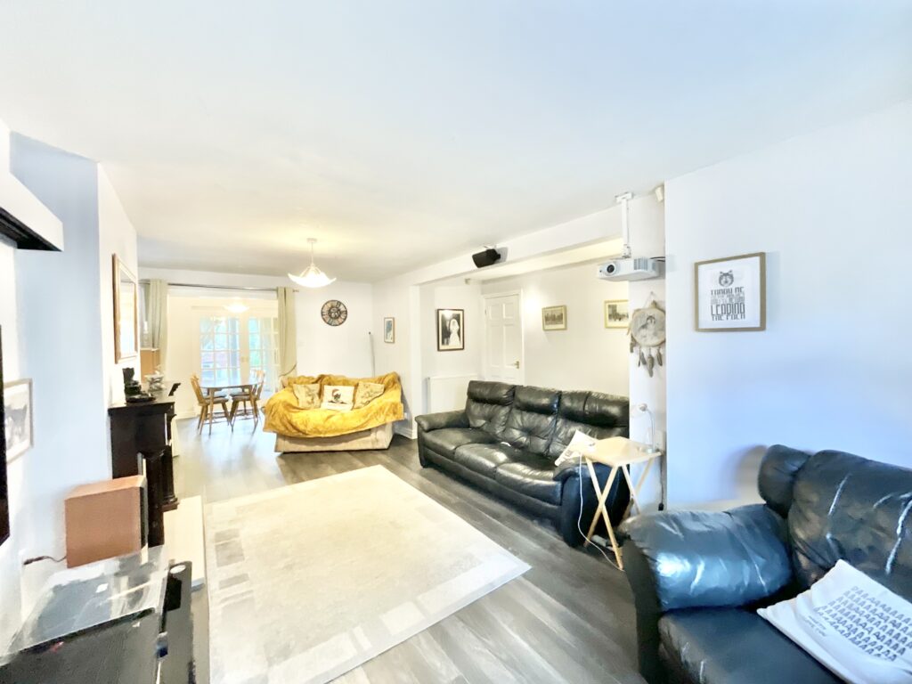 Cheadle Road, Tean, ST10