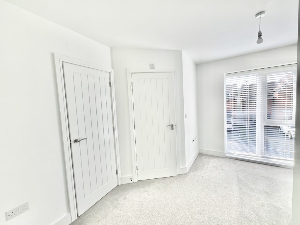 Ivinson Way, Bramshall, ST14