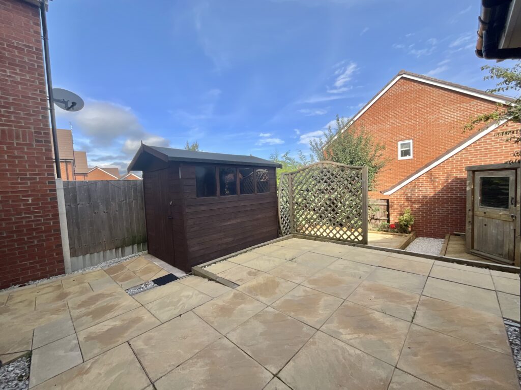 Ivinson Way, Bramshall, ST14