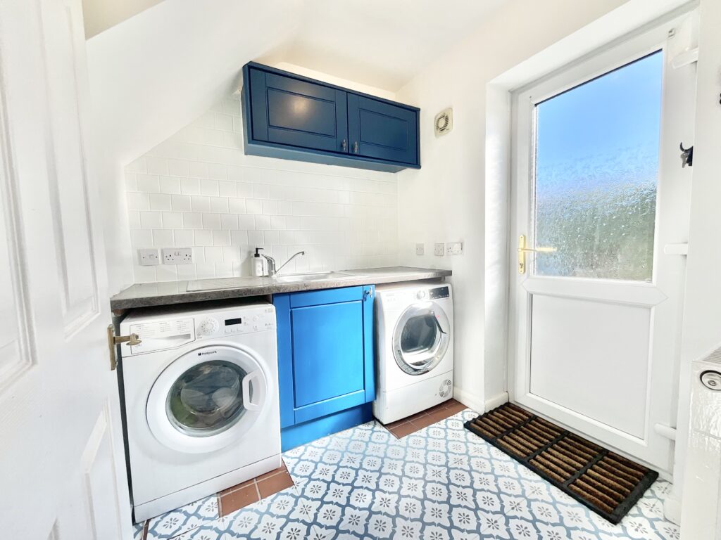 The Avenue, Blythe Bridge, ST11