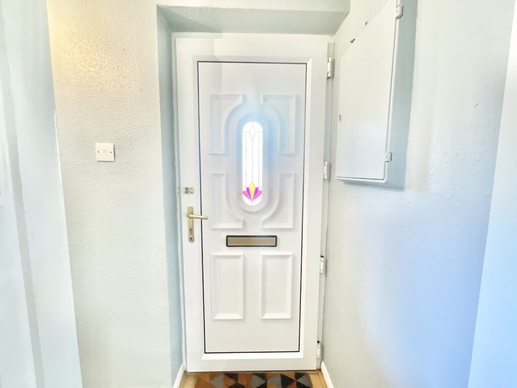 Lockwood Road, Kingsley Holt, ST10
