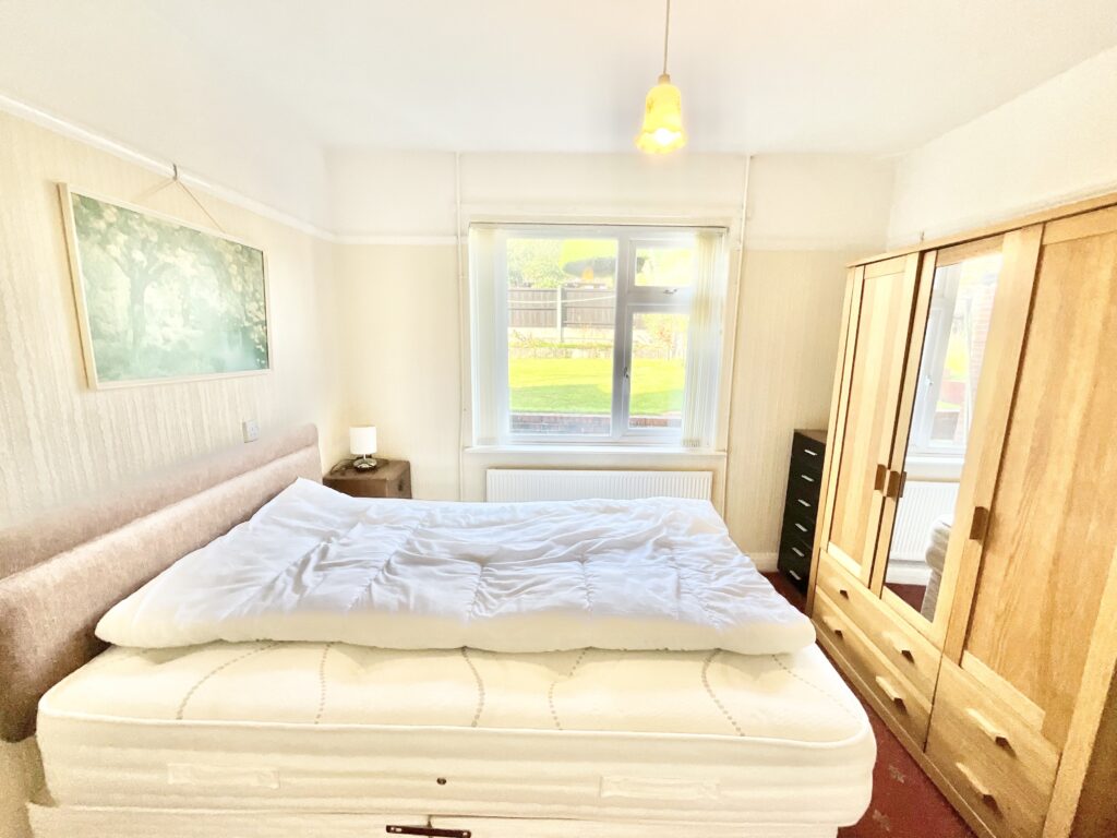Leek Road, Cheadle, ST10