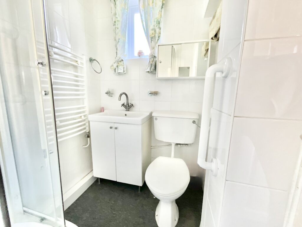 Leek Road, Cheadle, ST10