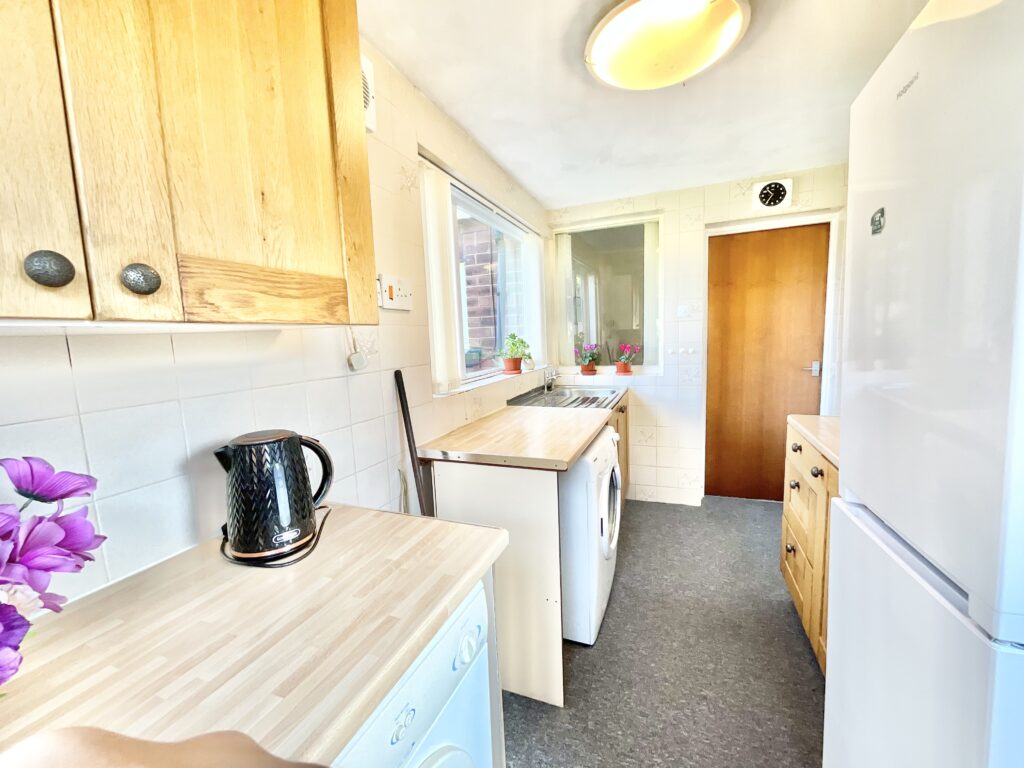 Leek Road, Cheadle, ST10