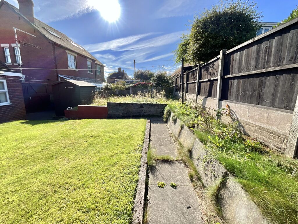 Leek Road, Cheadle, ST10