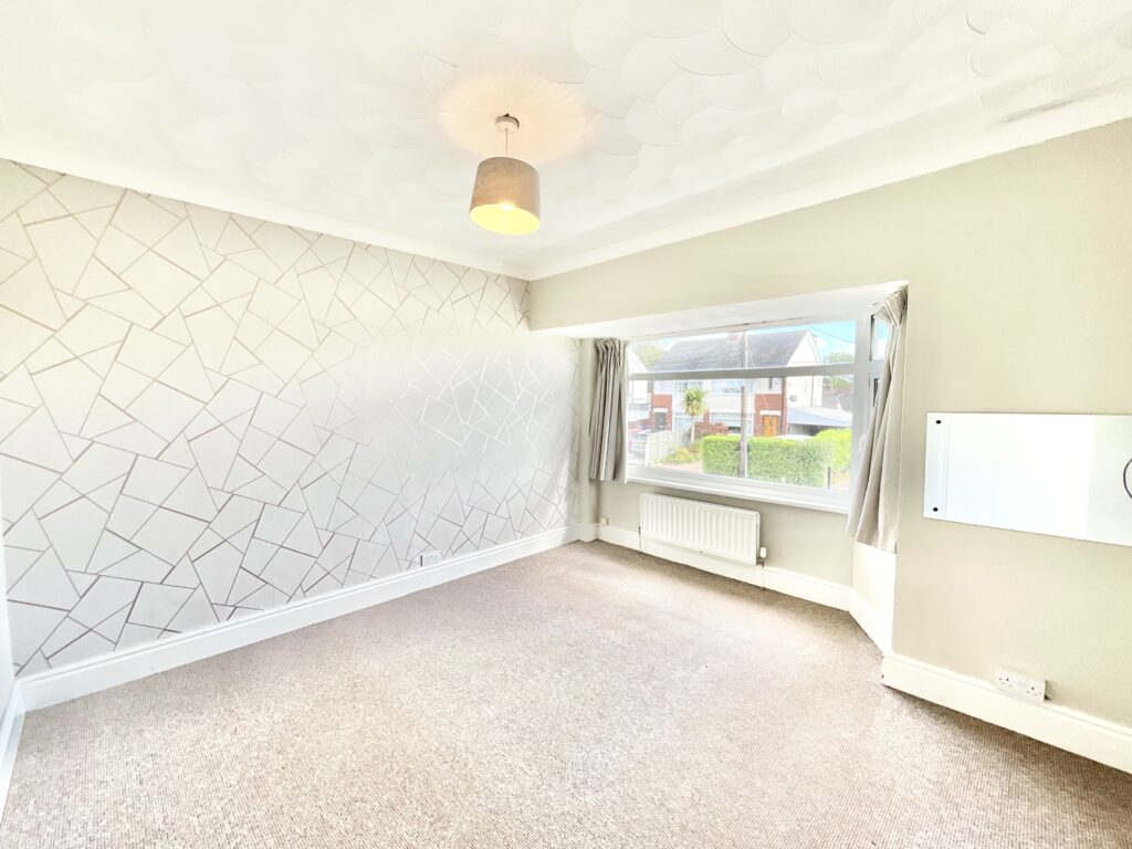 Stuart Avenue, Draycott, ST11