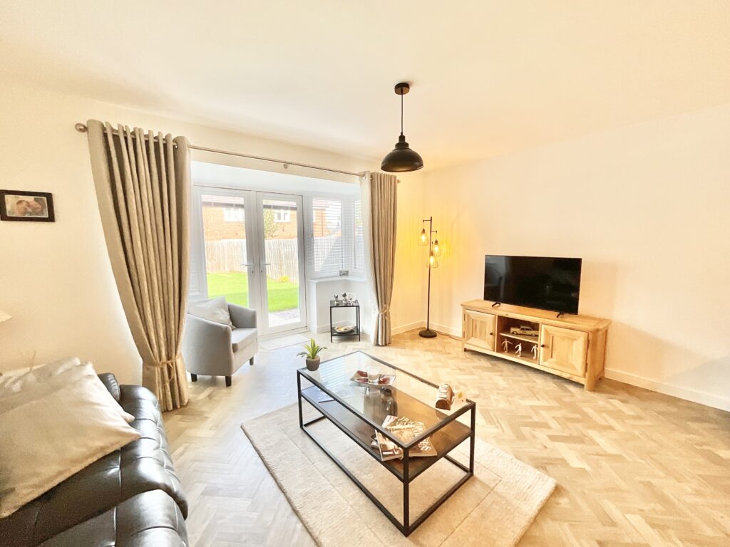 Queen Street, Cheadle, ST10
