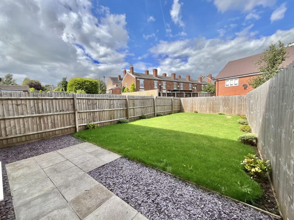 Queen Street, Cheadle, ST10